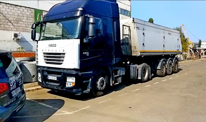 Правильний контроль за витратою пального вантажівкою Iveco Stralis 450 за допомогою GPS-трекінгу